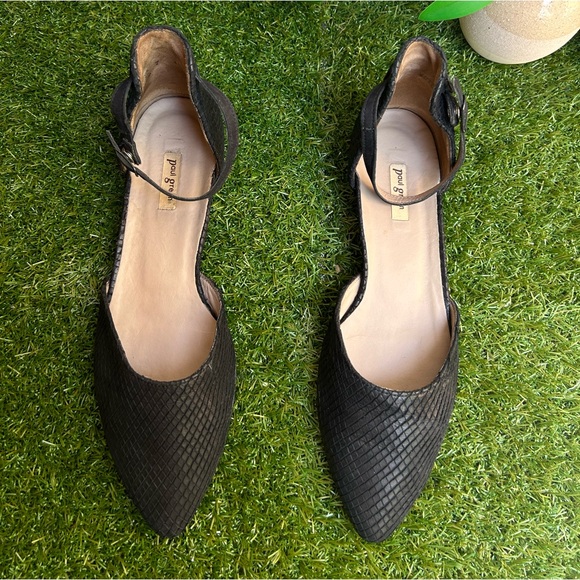 PAUL GREEN Leather snake design Flats size EUR 7 US 9.5 gently used - Picture 4 of 15